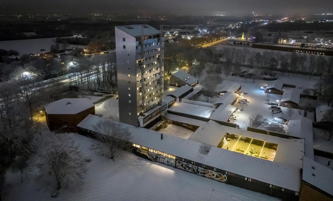 Hojhuset Kulturhotel Herning Exterior photo
